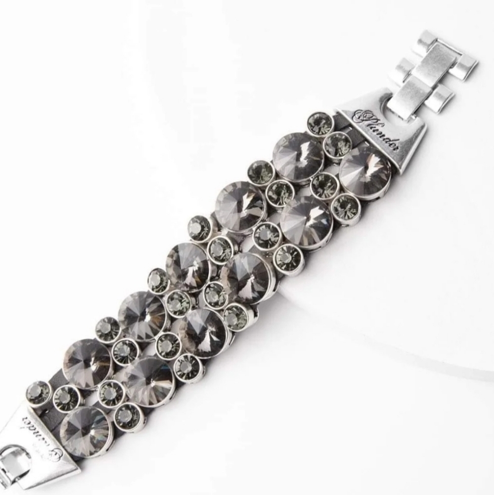 Maggie James bracelet plunder